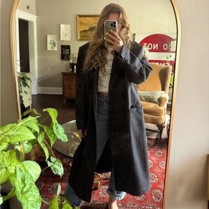 Floor length over sized trench coat - winter sz L